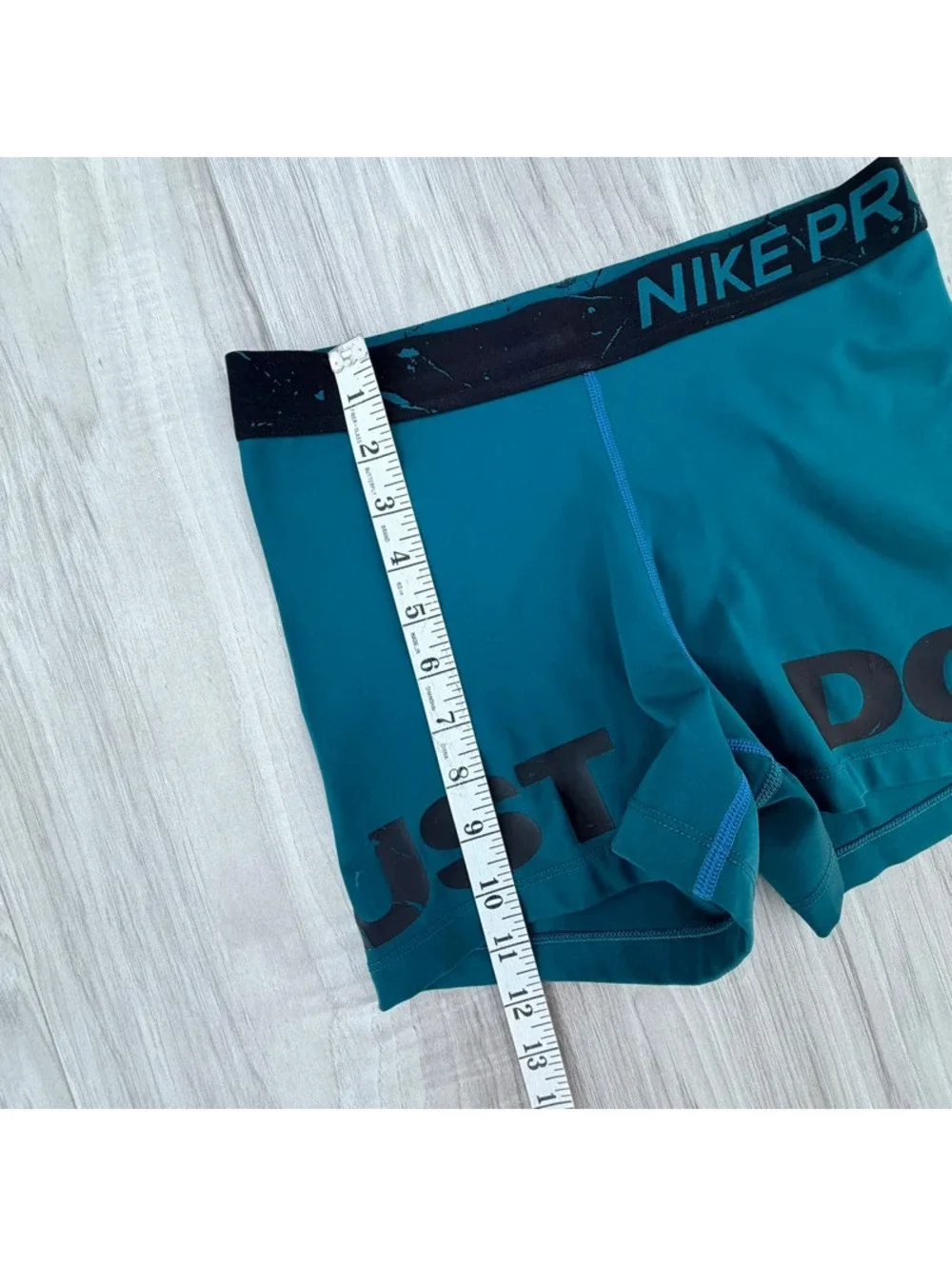 Nike Pro compression shorts - Women’s